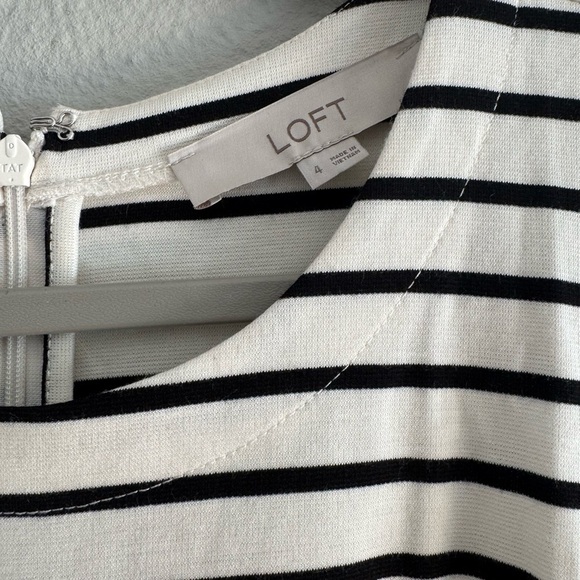 Striped Tortoiseshell Print Belted Wrap Dress Loft sz 4 - Picture 8 of 12